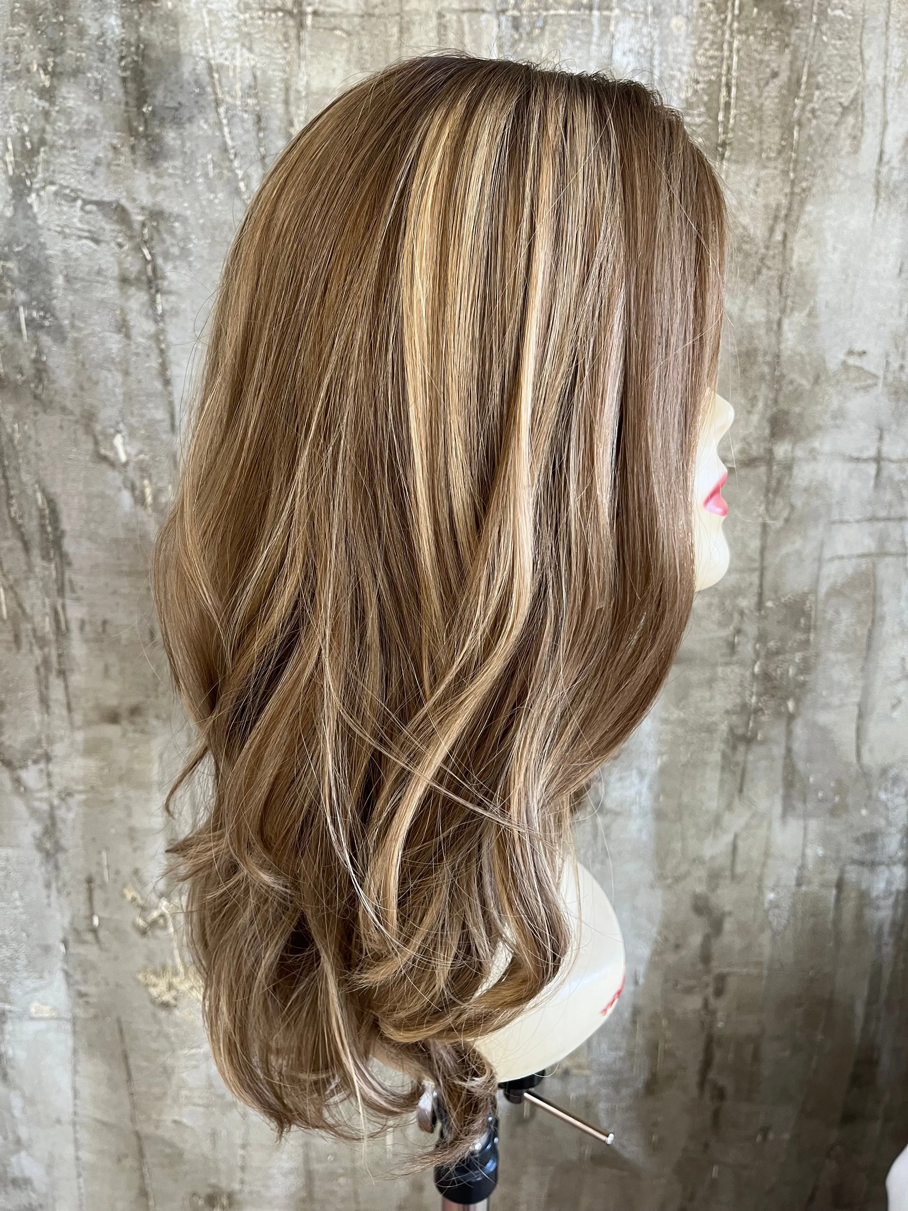100% EUROPEAN VIRGIN NATURAL HUMAN HAIR WIG DIRTY BLOND 19.5''