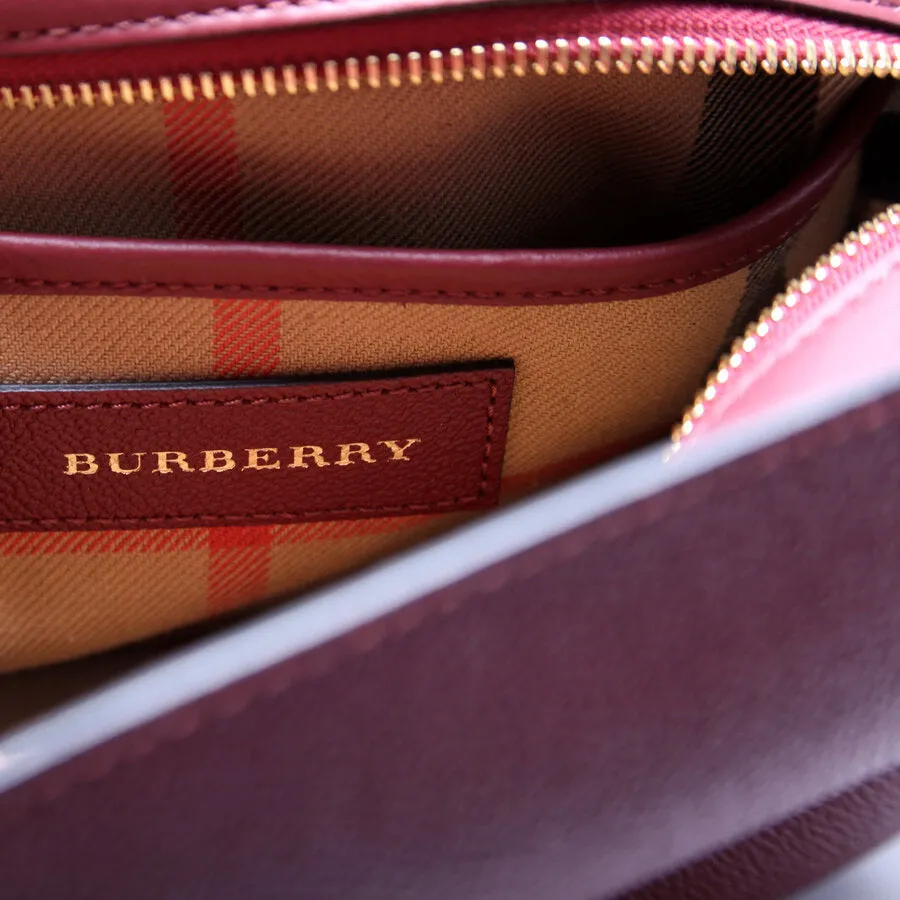 3997284 Bucket Small Camera Bag