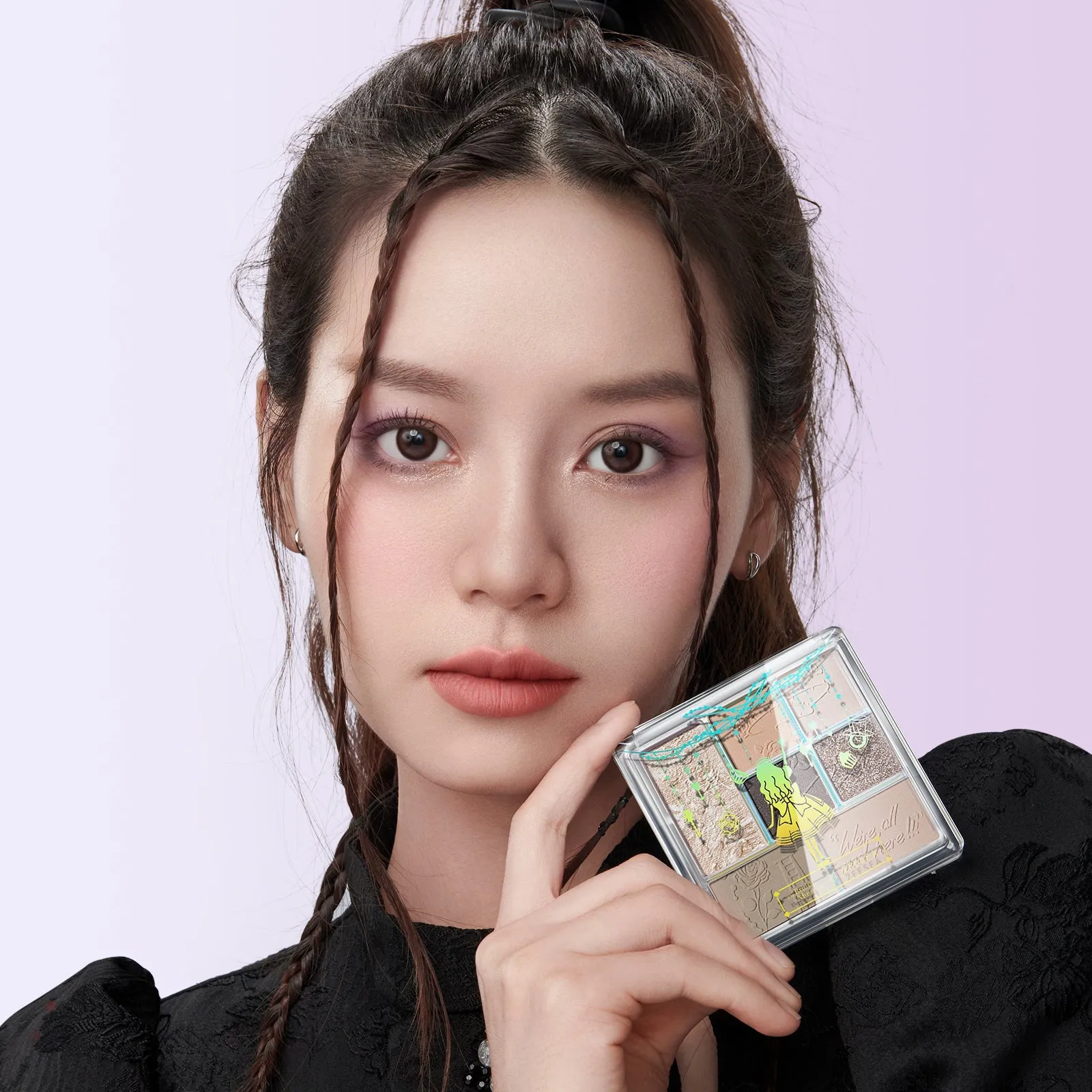 Alice Dreamland Eyeshadow Palette