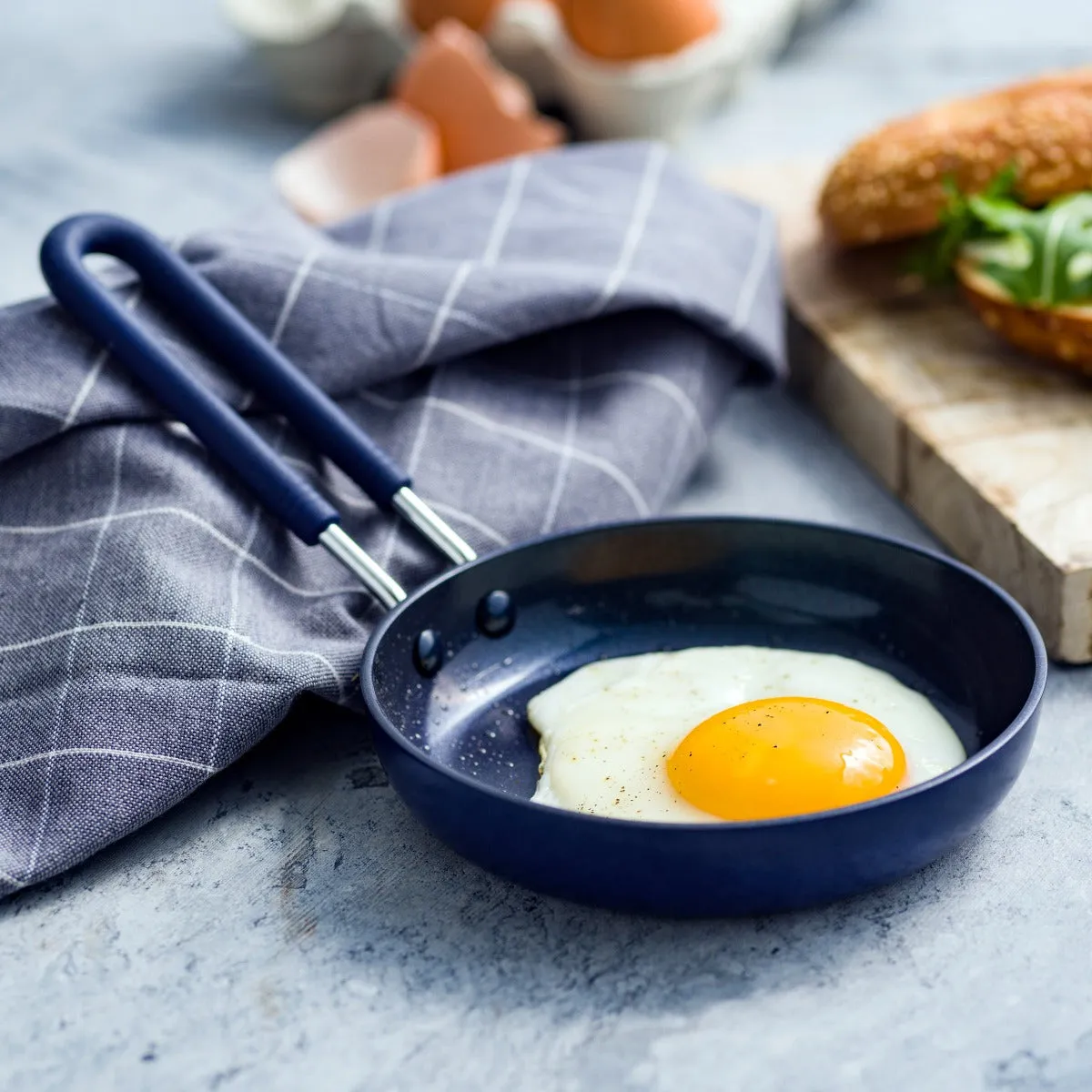 Blue Diamond Classic 5.5" Mini Egg Pan
