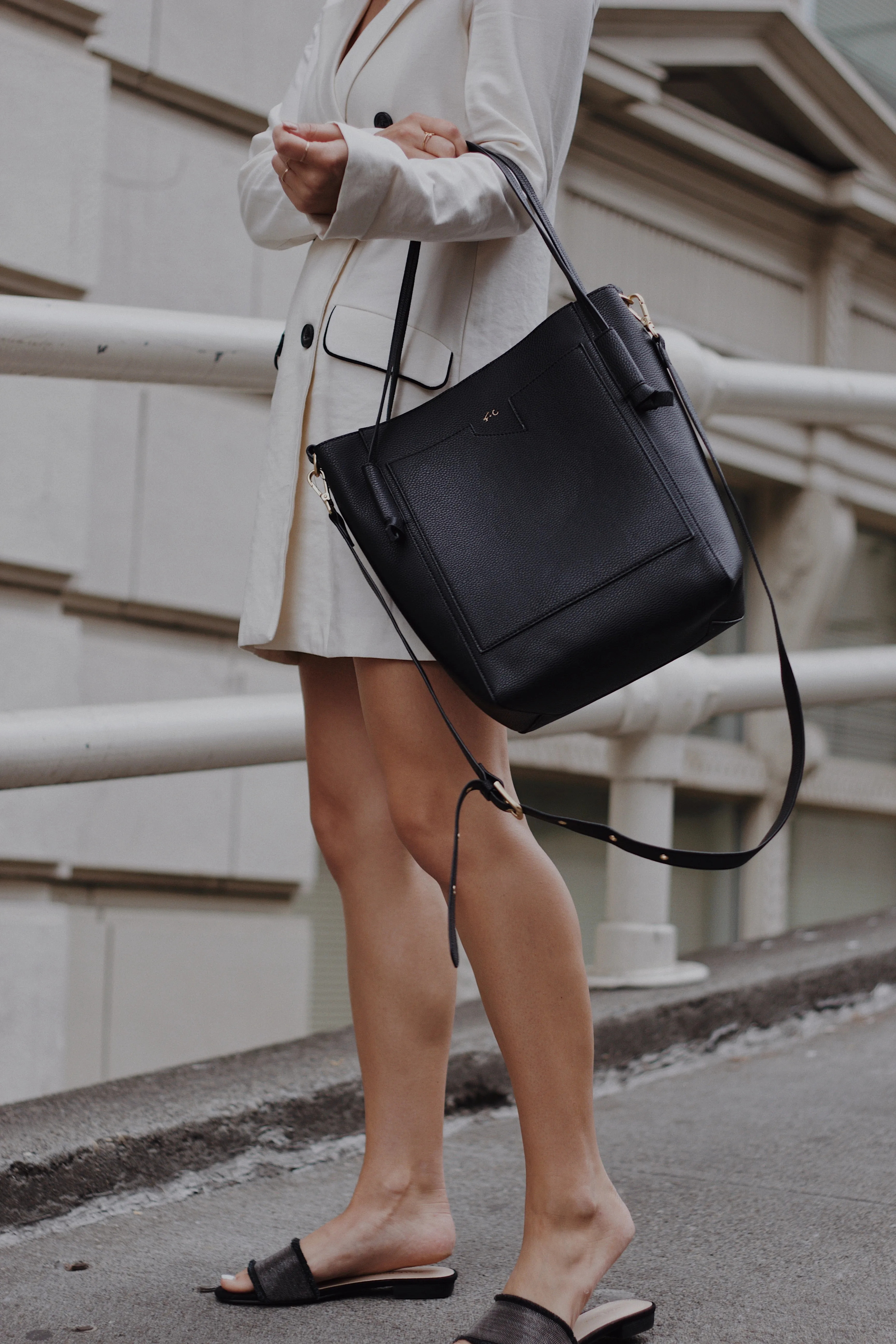 Diane Tote in Black