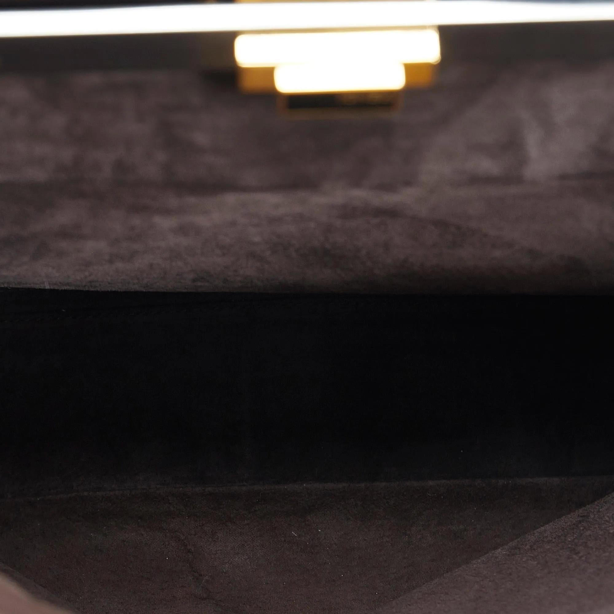 Fendi Large Peekaboo Satchel (SHG-ImdwIe)