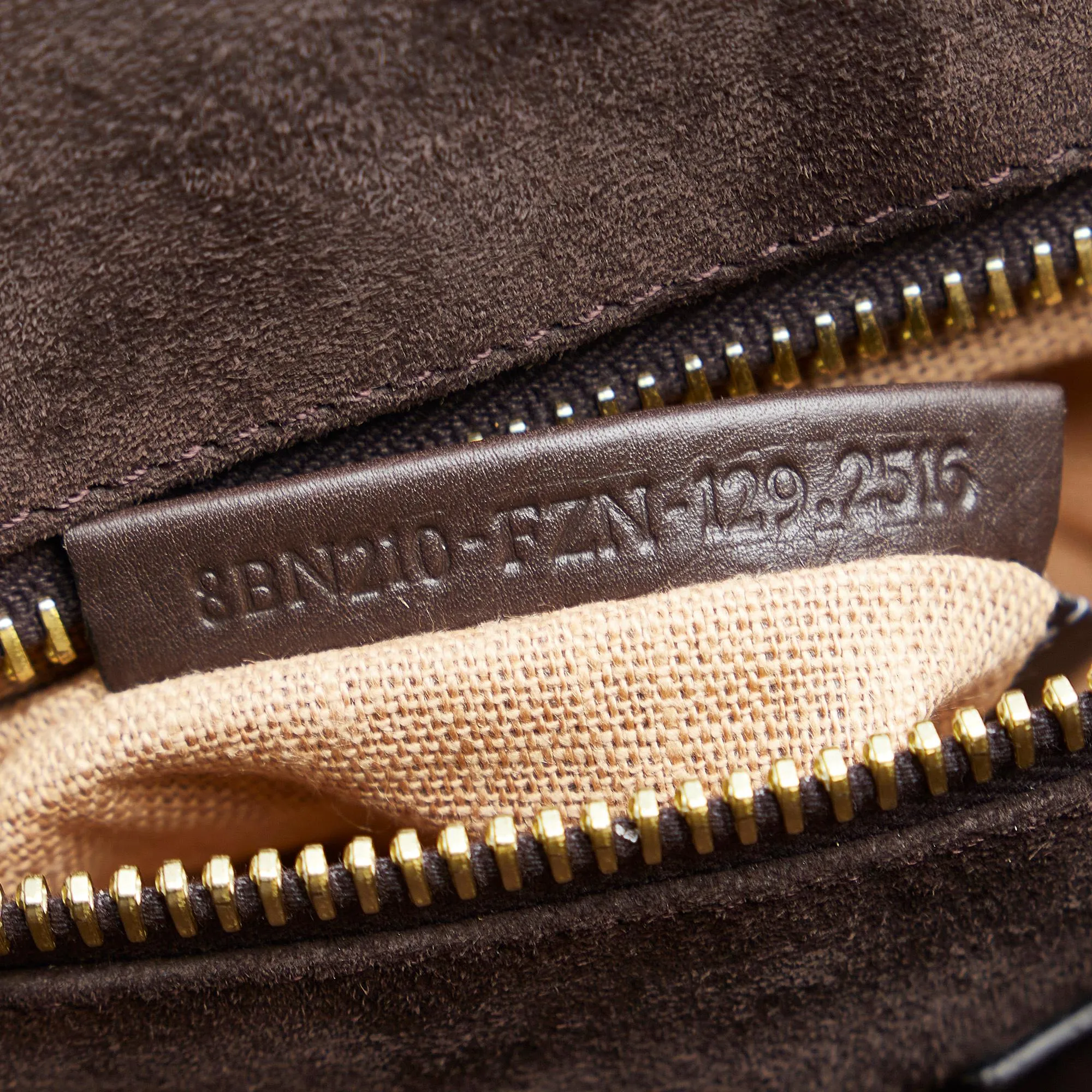 Fendi Large Peekaboo Satchel (SHG-ImdwIe)