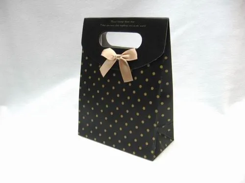 Gift Bag (5) - Black/Gold Dots