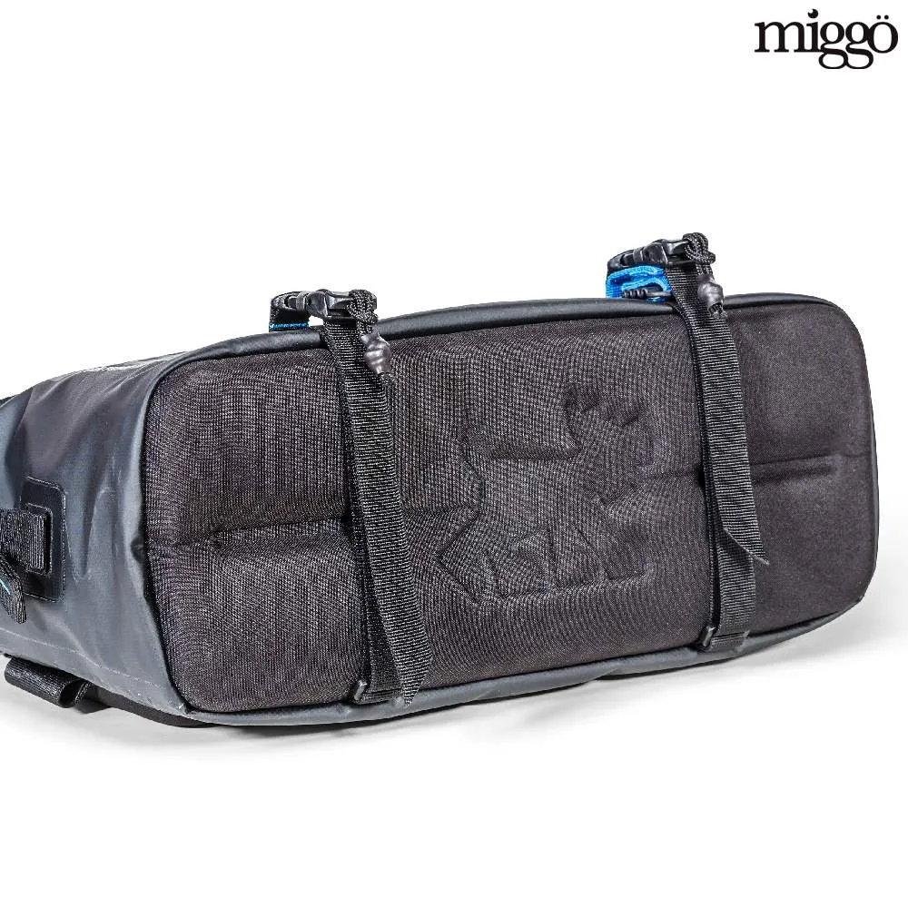 Miggo Agua Large Stormproof Messenger for large DSLR