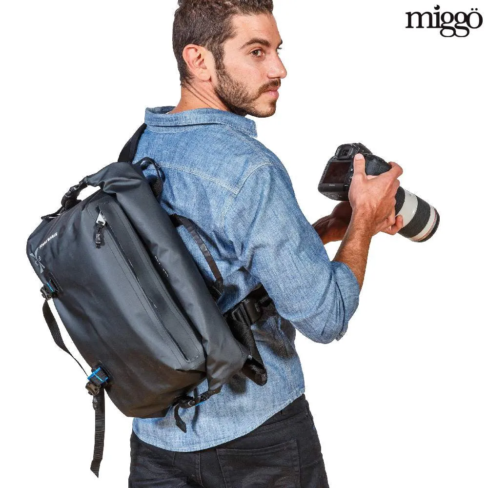 Miggo Agua Large Stormproof Messenger for large DSLR