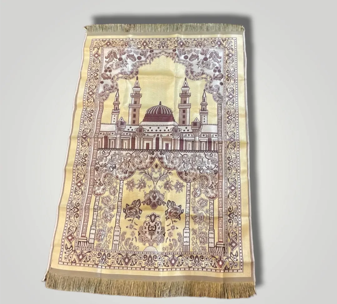 Muslim Prayer Mat or Prayer Rug in a Travel Carry Bag with Masjid-An-Nabawi (the Prophet’s mosque) in Medina Style.