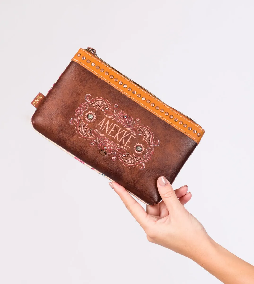 New Western carryall