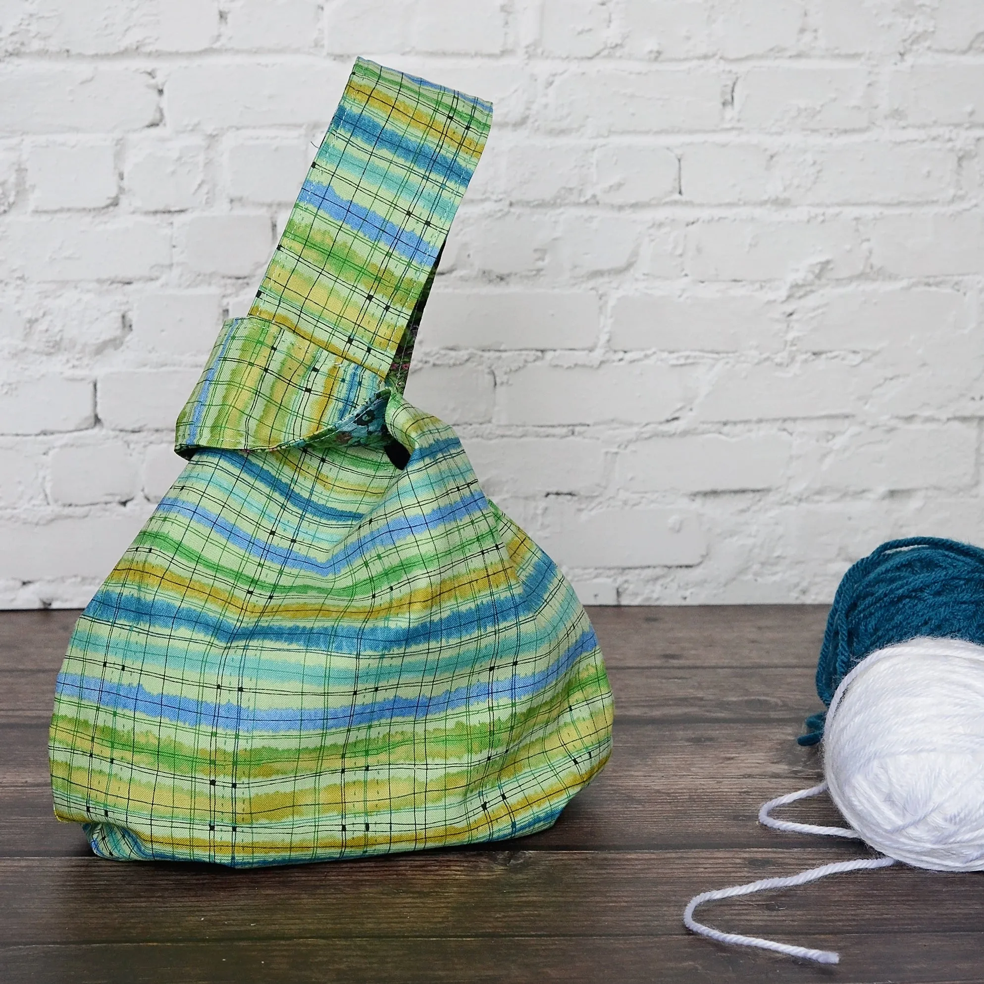 Reversible Floral Knot Bag, Knitting or Crochet Project Bag