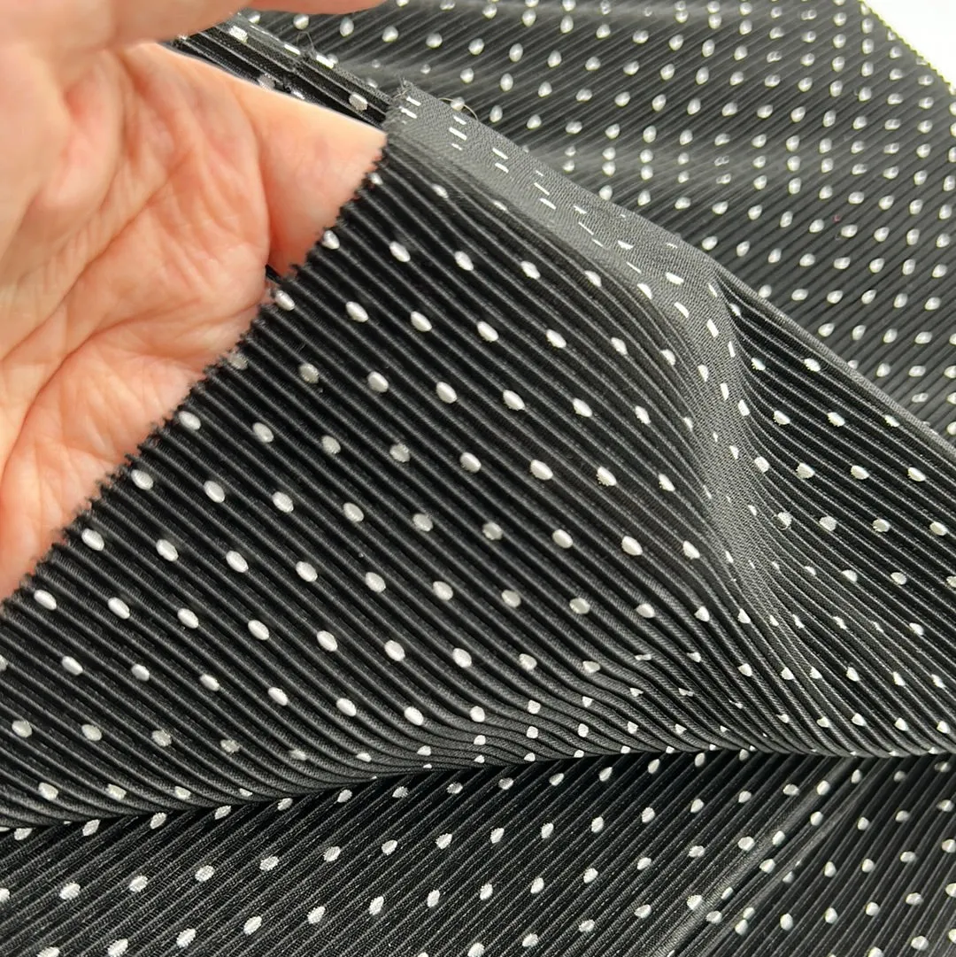 Stretch Crinkle Dress Weight, Black with White Dots (WDW1825)