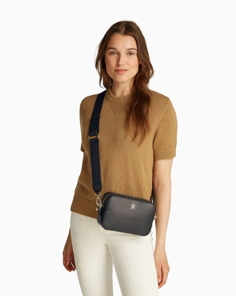 Tommy Hilfiger - Camera Bag