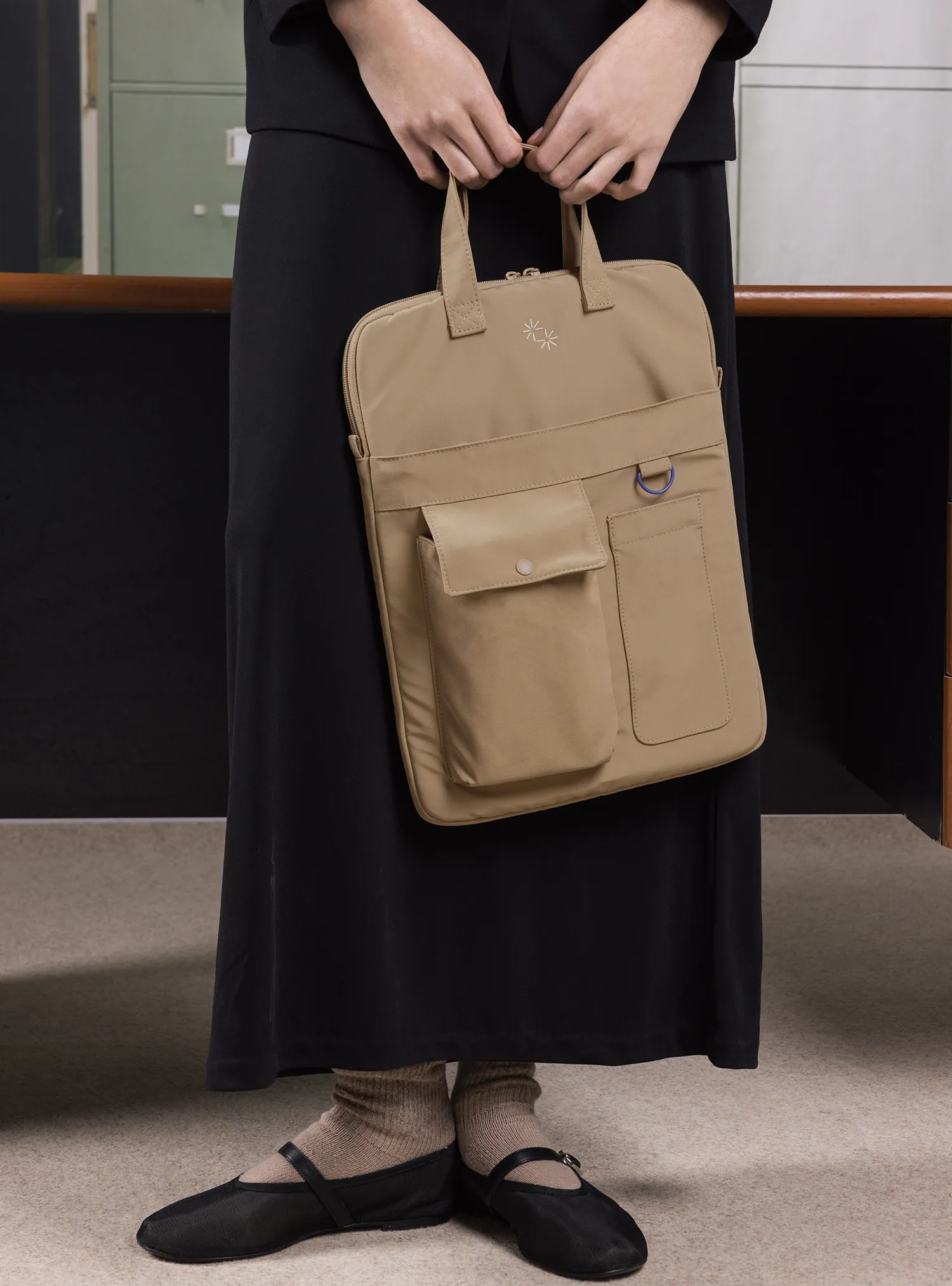 Utility Laptop Bag (13.3" Taupe)