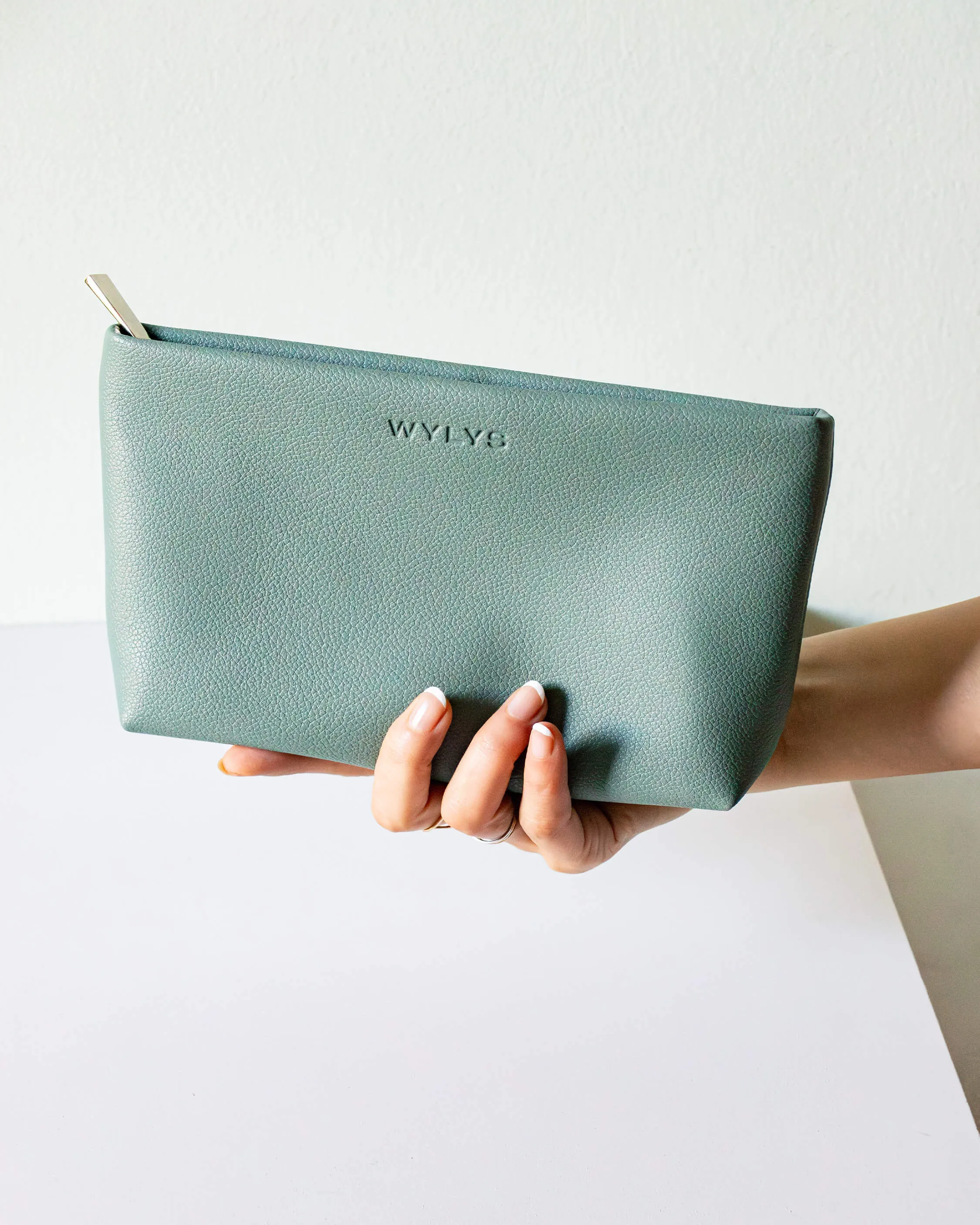 Wylys Liquid V-Lift & Sage Verte Makeup Bag ($230 Value)
